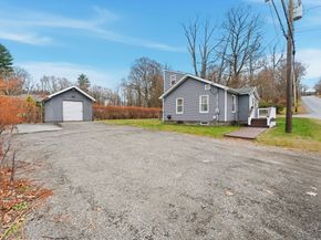 315 Stafford St, Leicester MA 01611