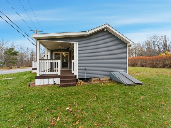 315 Stafford St, Leicester MA 01611