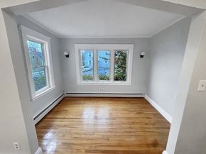 80 Delmont Ave, Worcester MA 01604