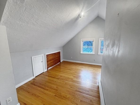 80 Delmont Ave, Worcester MA 01604