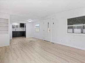 557 Southwest Cutoff 35, Worcester MA 01607