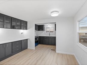 557 Southwest Cutoff 35, Worcester MA 01607