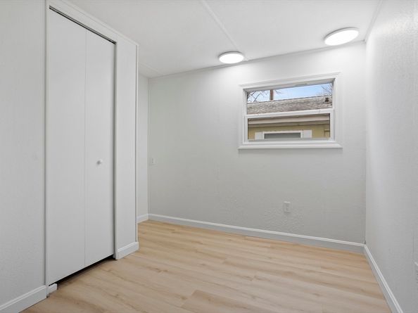 557 Southwest Cutoff 35, Worcester MA 01607