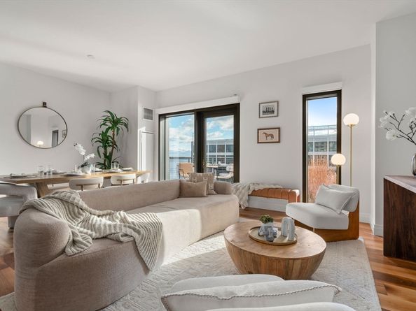 300 Pier 4 Blvd 2E, Boston MA 02210