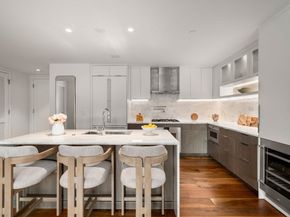 300 Pier 4 Blvd 2E, Boston MA 02210