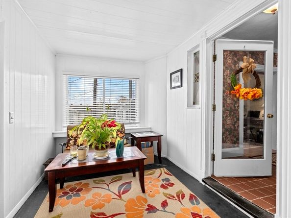 465 Newport Ave, Quincy MA 02170