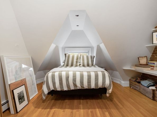 1778 Beacon St 302, Brookline MA 02445