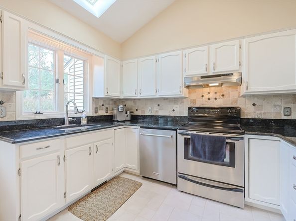 24 Harrington Farms Way 24, Shrewsbury MA 01545