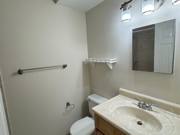 147 Kelton 305, Boston MA 02134