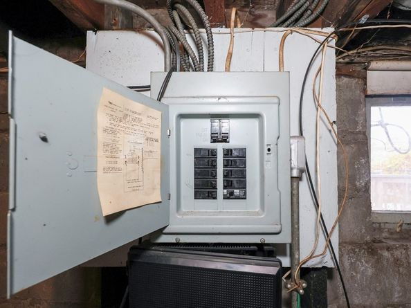 52 Harrison St, Medford MA 02155