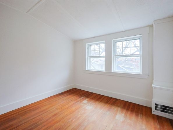 52 Harrison St, Medford MA 02155