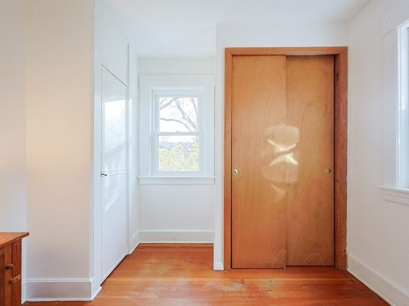 52 Harrison St, Medford MA 02155