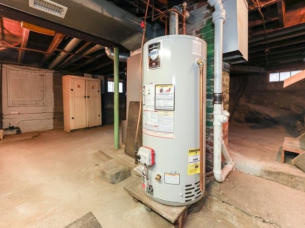 52 Harrison St, Medford MA 02155