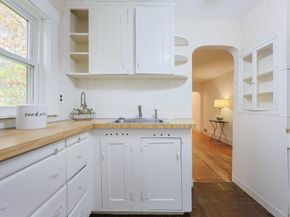 52 Harrison St, Medford MA 02155