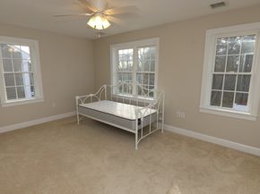 877 Brockton Ave 877, Abington MA 02351