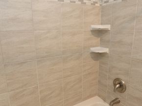 877 Brockton Ave 877, Abington MA 02351