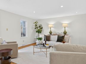609 Washington St 303, Wellesley MA 02482