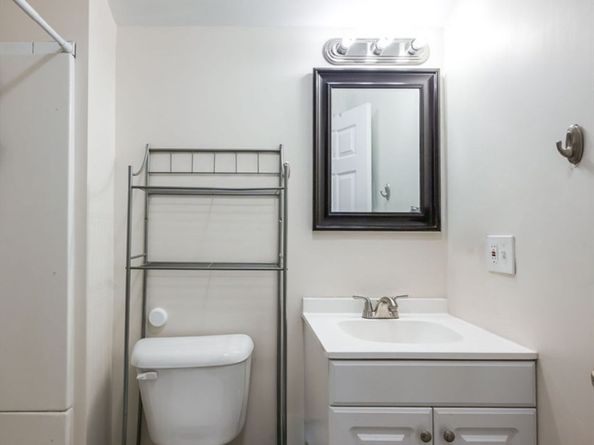 548 Centre Street 5, Newton MA 02458