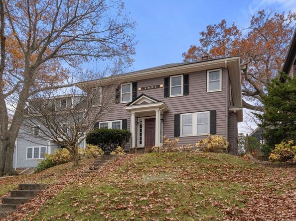 1421 Quincy Shore Dr, Quincy MA 02169