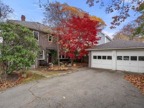 1421 Quincy Shore Dr, Quincy MA 02169