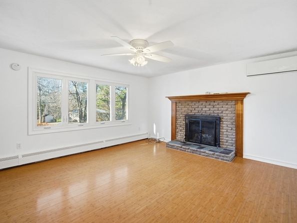 7 Fuller Road, Sutton MA 01590