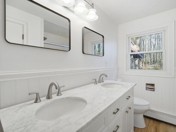 7 Fuller Road, Sutton MA 01590