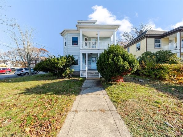 68 Ash St, Brockton MA 02301