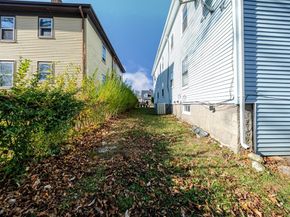 68 Ash St, Brockton MA 02301