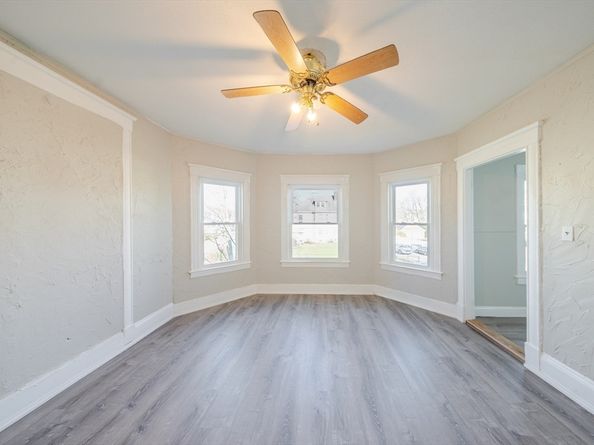 68 Ash St, Brockton MA 02301