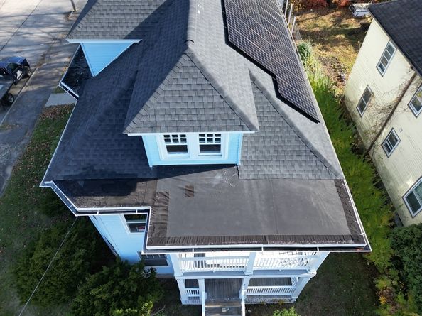 68 Ash St, Brockton MA 02301