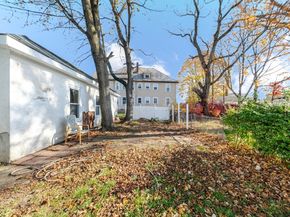 68 Ash St, Brockton MA 02301