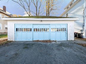 68 Ash St, Brockton MA 02301