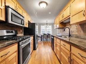 150 Ariel Cir 150, Sutton MA 01590