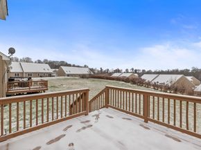 150 Ariel Cir 150, Sutton MA 01590