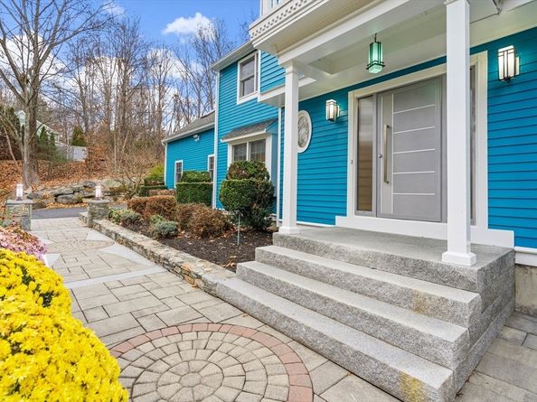 39 Desimone Drive, Marlborough MA 01752