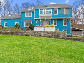 39 Desimone Drive, Marlborough MA 01752