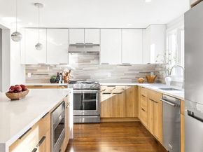 157 Wilshire Dr, Sharon MA 02067