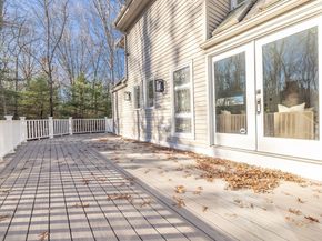 157 Wilshire Dr, Sharon MA 02067