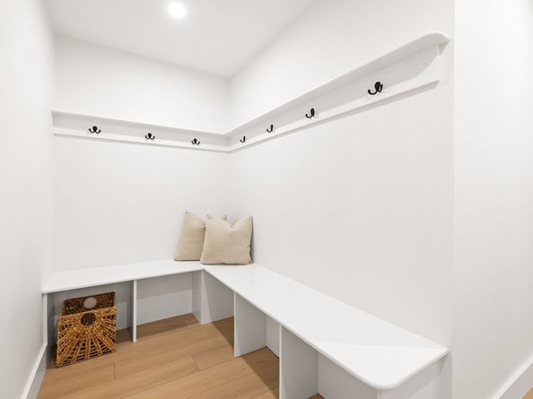 157 Wilshire Dr, Sharon MA 02067