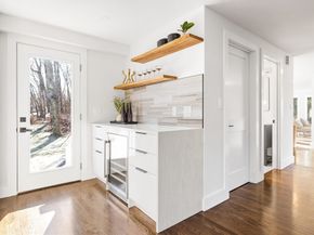 157 Wilshire Dr, Sharon MA 02067