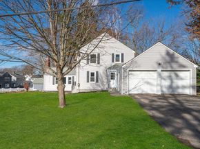 6 Puritan Ln, Dedham MA 02026