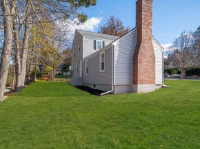 6 Puritan Ln, Dedham MA 02026