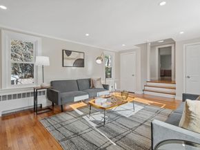 6 Puritan Ln, Dedham MA 02026