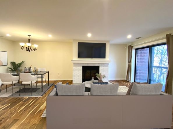 666 Main St 315, Winchester MA 01890