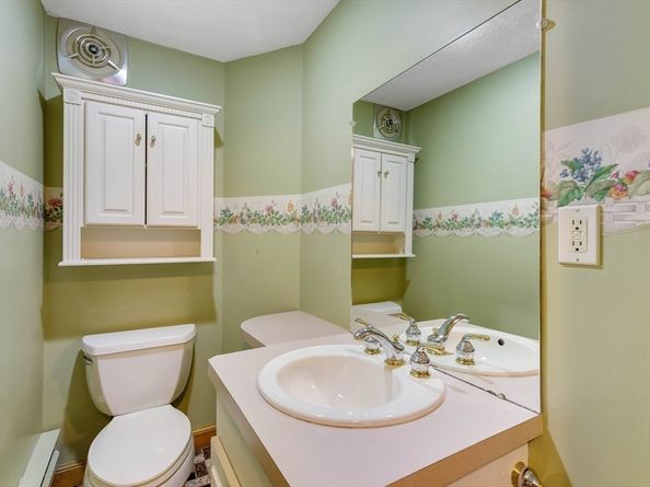 148 Beech Ave, Melrose MA 02176