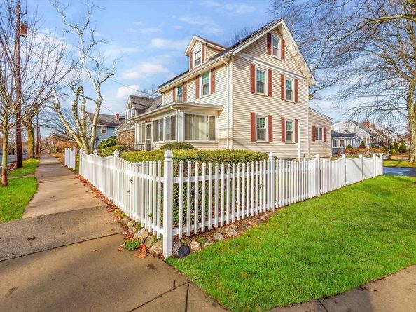 148 Beech Ave, Melrose MA 02176