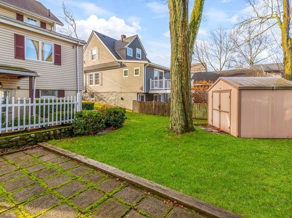 148 Beech Ave, Melrose MA 02176