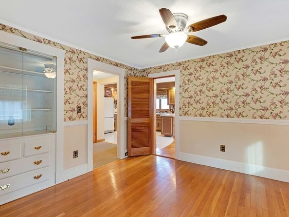 148 Beech Ave, Melrose MA 02176