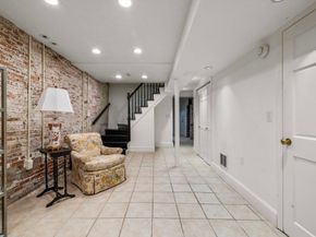 22 Joy Street, Boston MA 02114