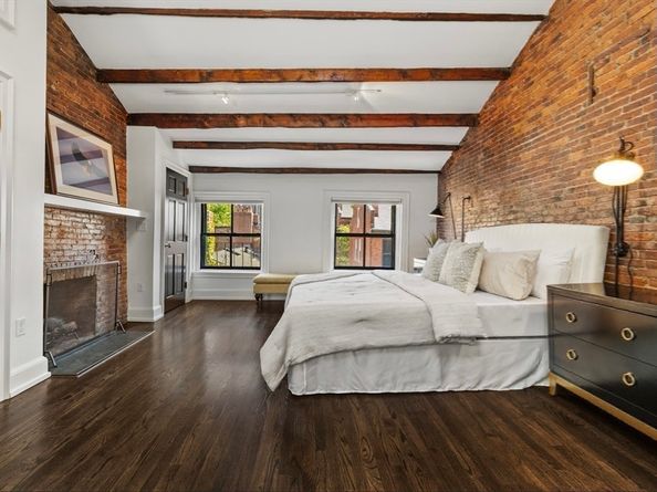 22 Joy Street, Boston MA 02114